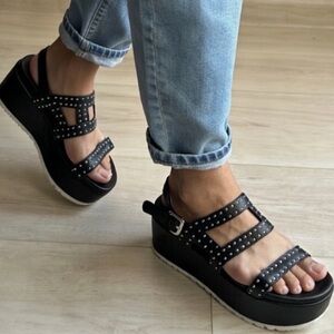 Stuart Weitzman Leather Platform Sandals